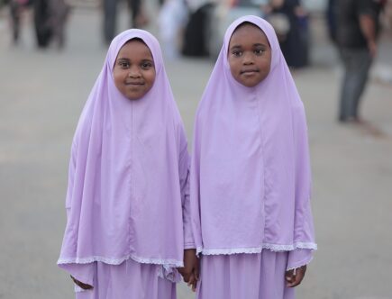 erfahren sie mehr über das leben und die herausforderungen der kinder im gazastreifen, ihre hoffnungen und die humanitäre lage vor ort.