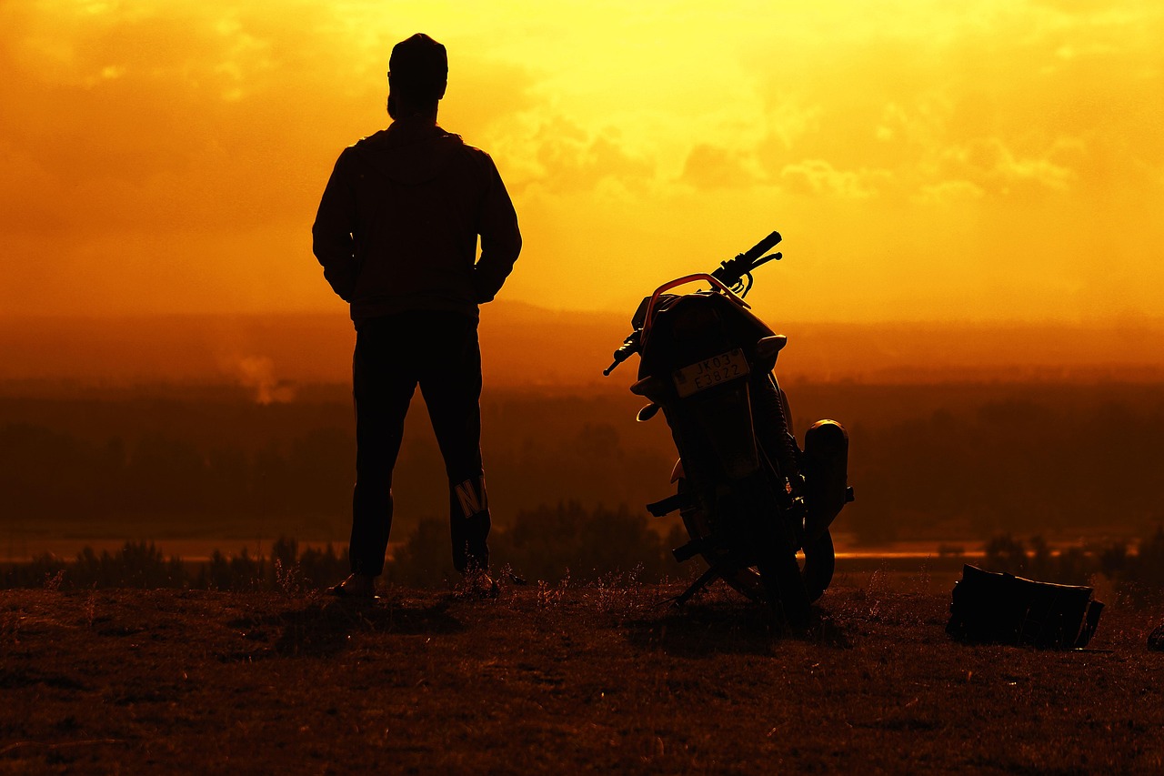 entdecken sie die freiheit und abenteuer eines roadtrips! erleben sie atemberaubende landschaften, bezaubernde städte und unvergessliche momente auf ihrer reise. planen sie jetzt ihr nächstes abenteuer auf der straße!