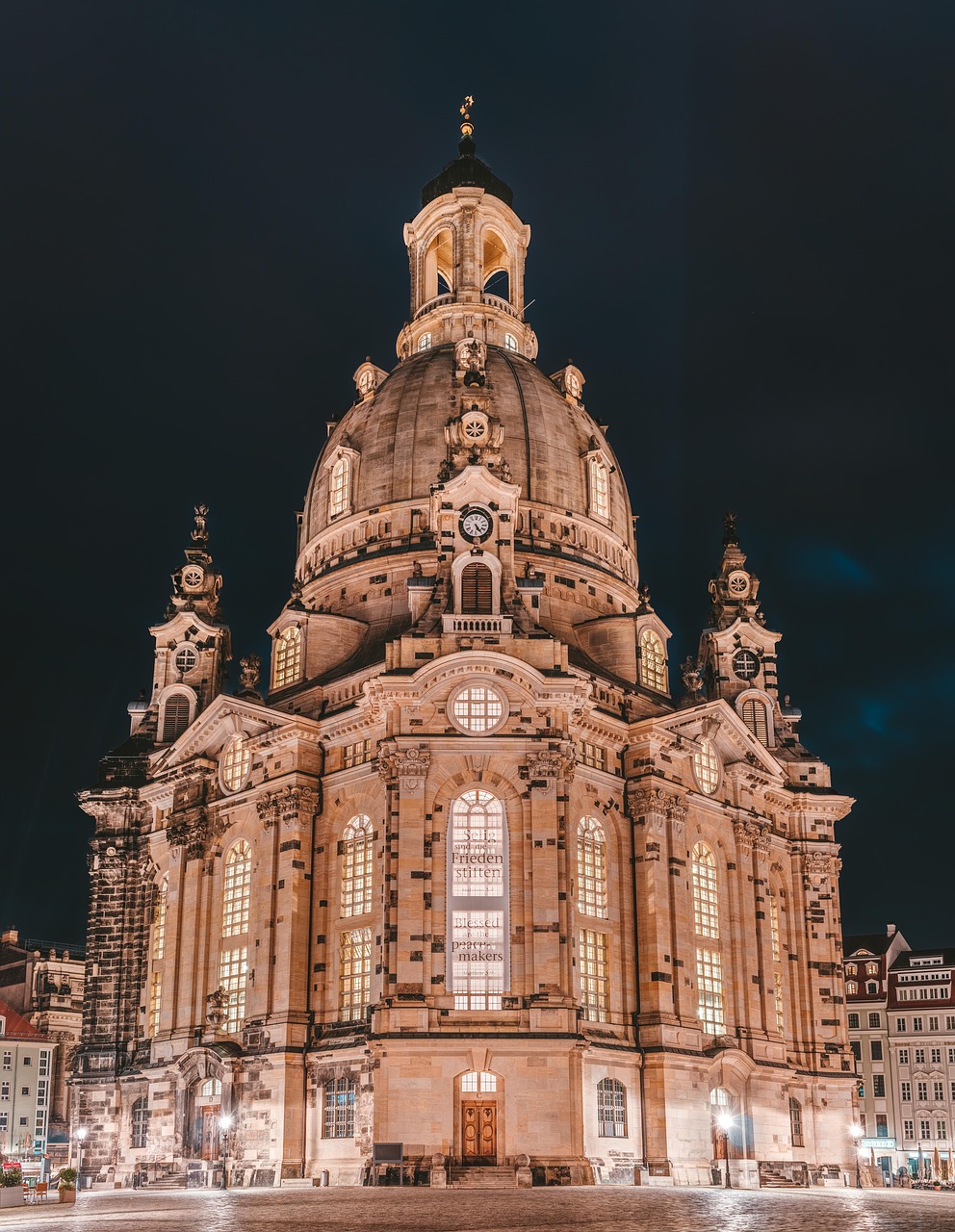entdecken sie faszinierende einblicke und geschichten von einem leidenschaftlichen dresden-blogger. erleben sie die kultur, sehenswürdigkeiten und das leben in dresden aus persönlicher perspektive.