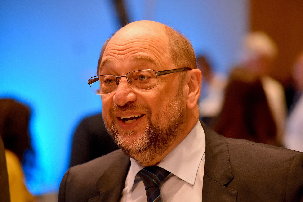entdecken sie die neuesten informationen und entwicklungen zur sozialdemokratischen partei deutschlands (spd). lernen sie die werte, programme und politischen aktivitäten der spd kennen und erfahren sie, wie sie die zukunft deutschlands gestalten möchte.
